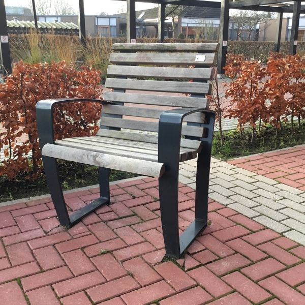 93514 zitbanken picknicksets stoelen fietsaanleunbeugels